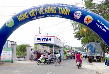 phien-cho-hang-viet-tayninh24h.jpg